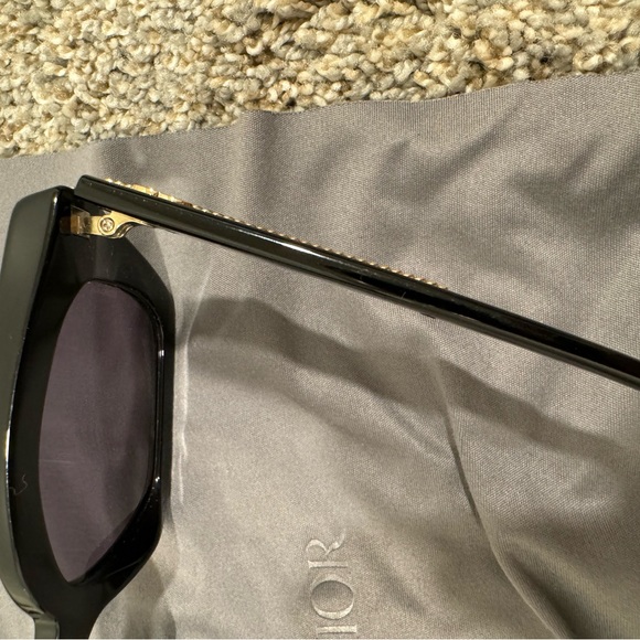 Chanel ch5509 square sunglasses with case - Picture 7 of 15